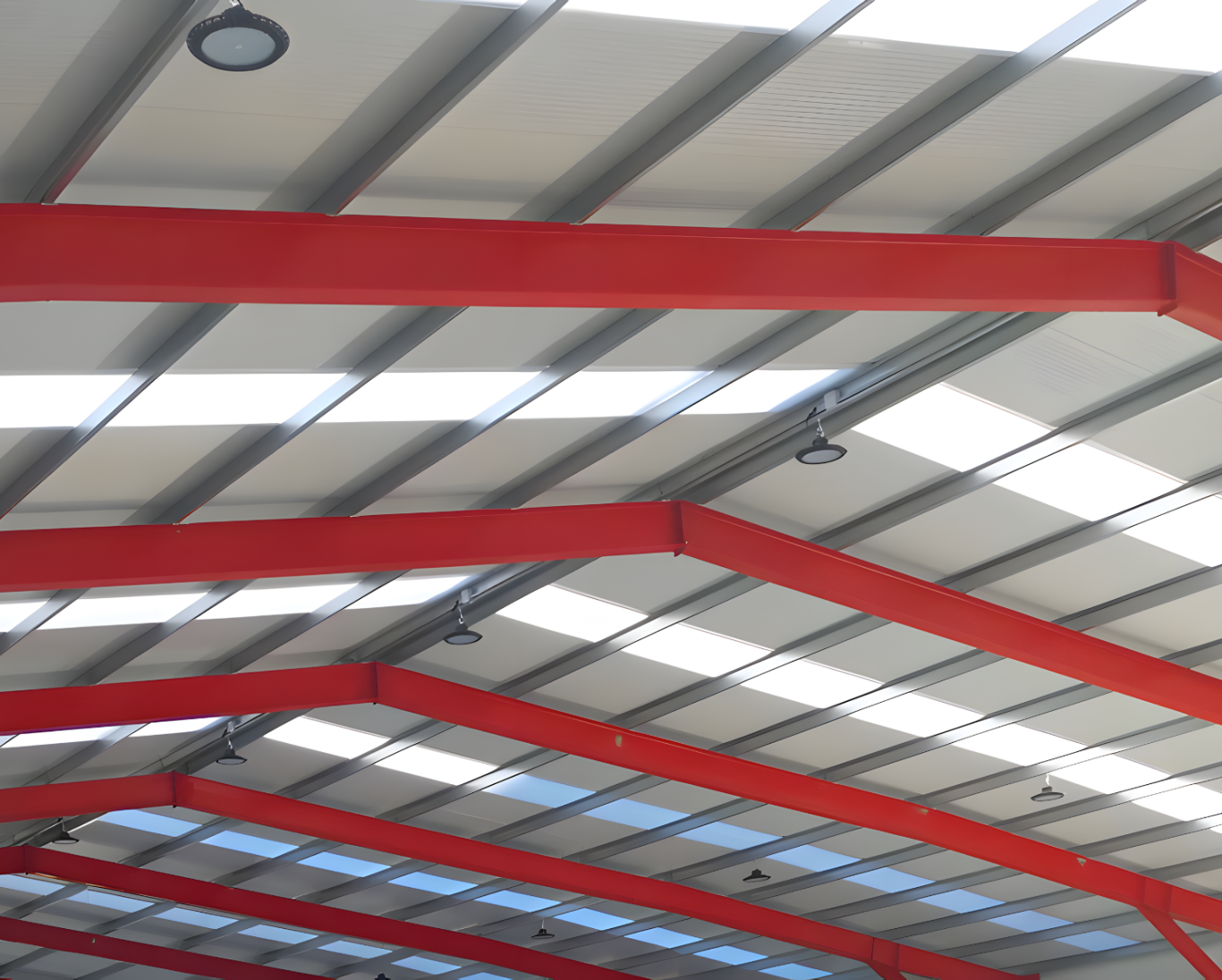 Policarbonato Proveemos Policarbonatos de alta calidad, soluciones ideales para quienes buscan iluminación natural y cerramientos transparentes.